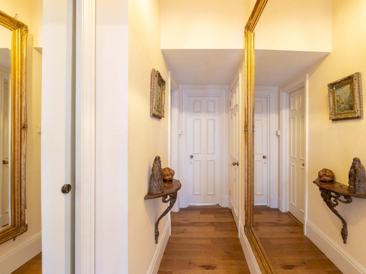 Pass The Keys Split-Floors Antique Apartment In Portobello Road Λονδίνο Εξωτερικό φωτογραφία